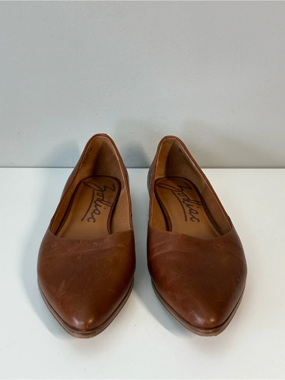 Zodiac Hill Leather Flats in Cognac Size 9.5